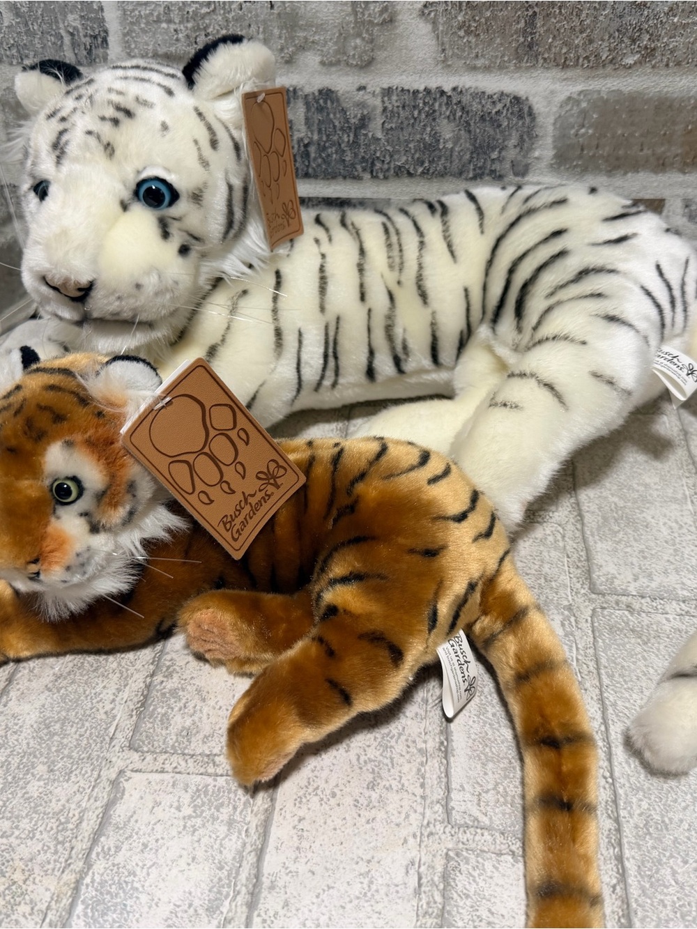 Lot of two bush gardens Tiger plushes with tags white and brown